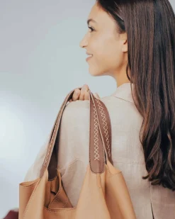 Outlet BIBA Leather Shoulder Bag Shawnee Cinnamon